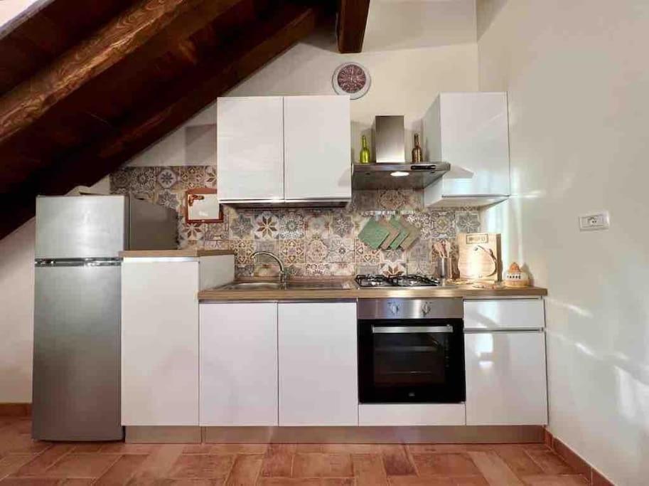 La Casina Di Nada Apartment มัสซา มาร์ตานา ภายนอก รูปภาพ