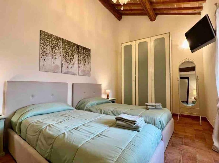 La Casina Di Nada Apartment มัสซา มาร์ตานา ภายนอก รูปภาพ