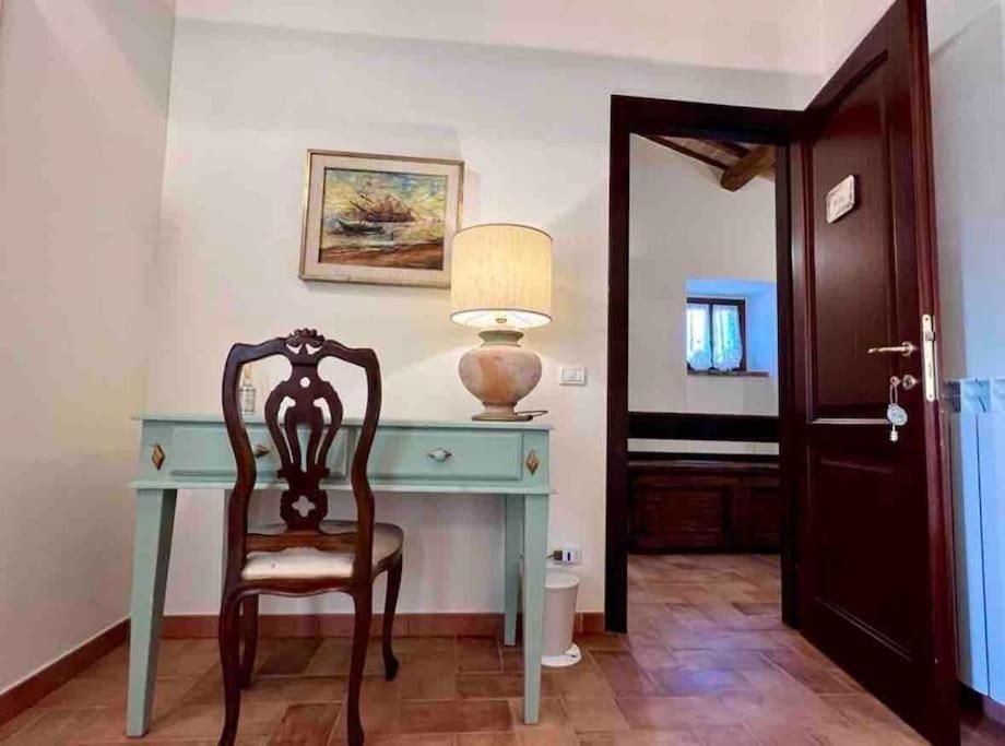 La Casina Di Nada Apartment มัสซา มาร์ตานา ภายนอก รูปภาพ